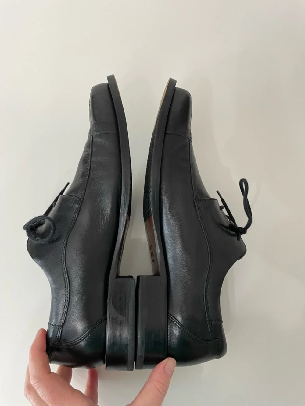 Johnston & Murphy classic black